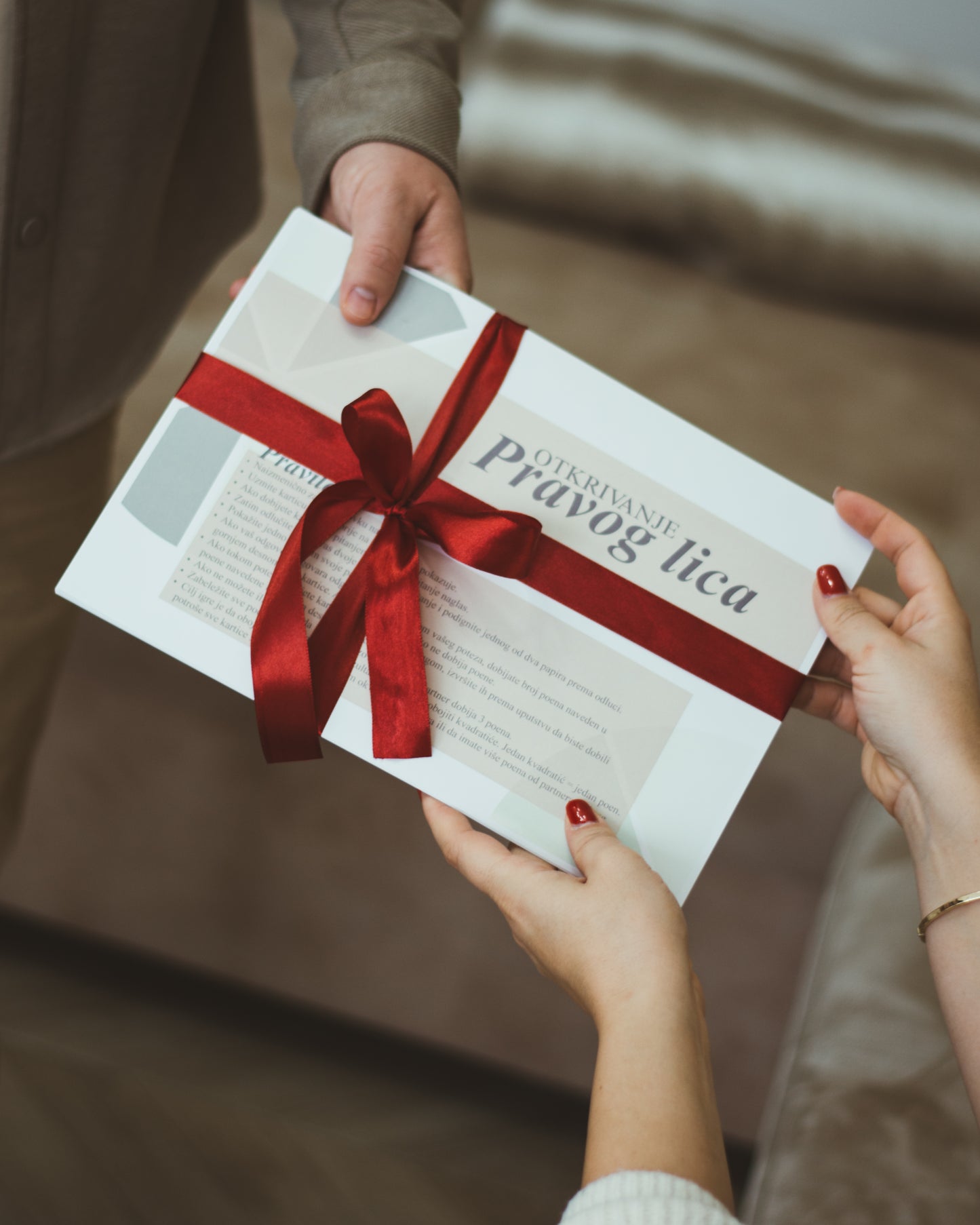 Otkrivanje pravog lica 🎭