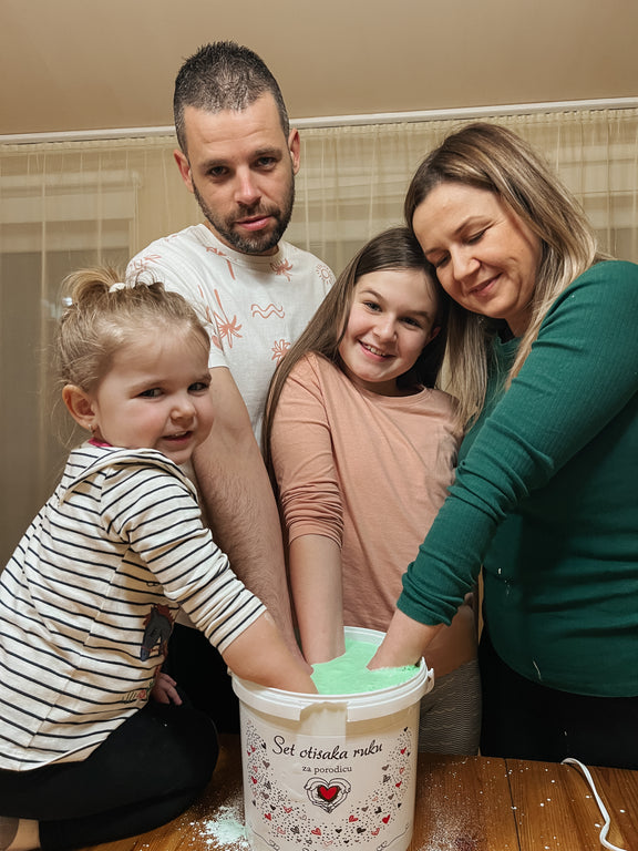 Modlica – Set otiska ruku za porodicu